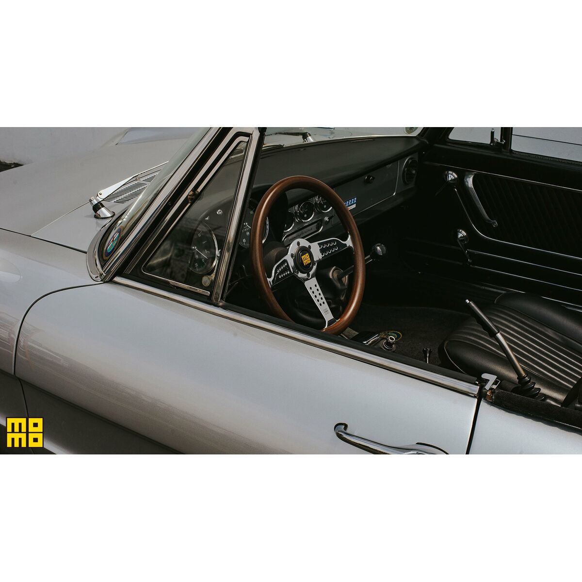 Racing Steering Wheel MOMO MOMVSUPGPRIMZ35 (Refurbished A)