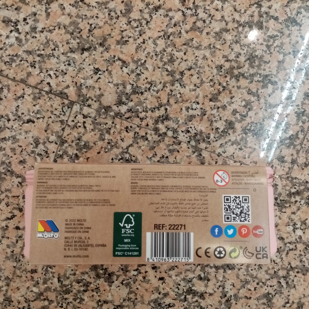 Child’s Cosmetics Set Molt