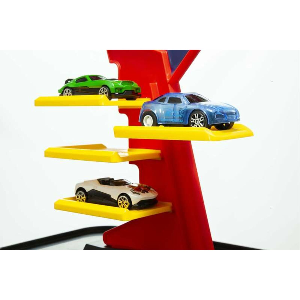 Car park with Cars Molt