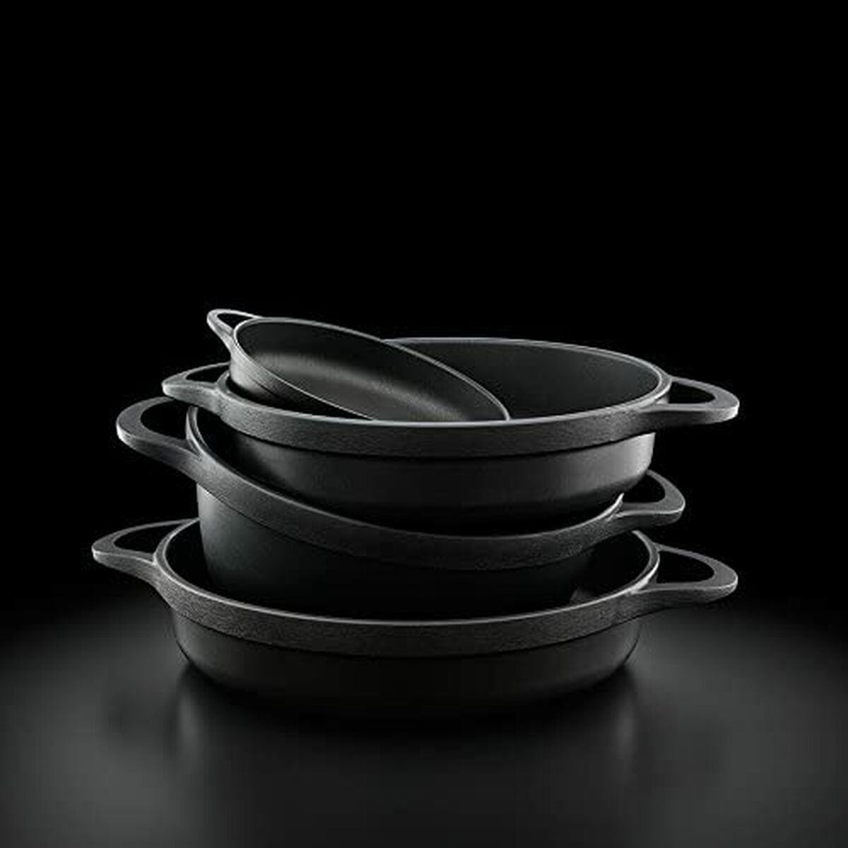 Casserole with lid Valira BLACK IND 24CM  24 cm Black Aluminium