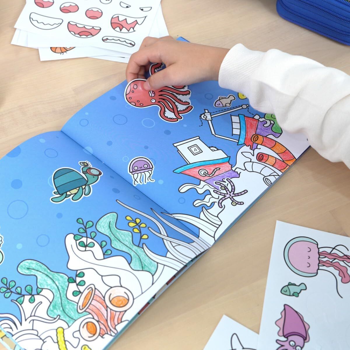 Picture Block for Colouring In Milan Blue odissey