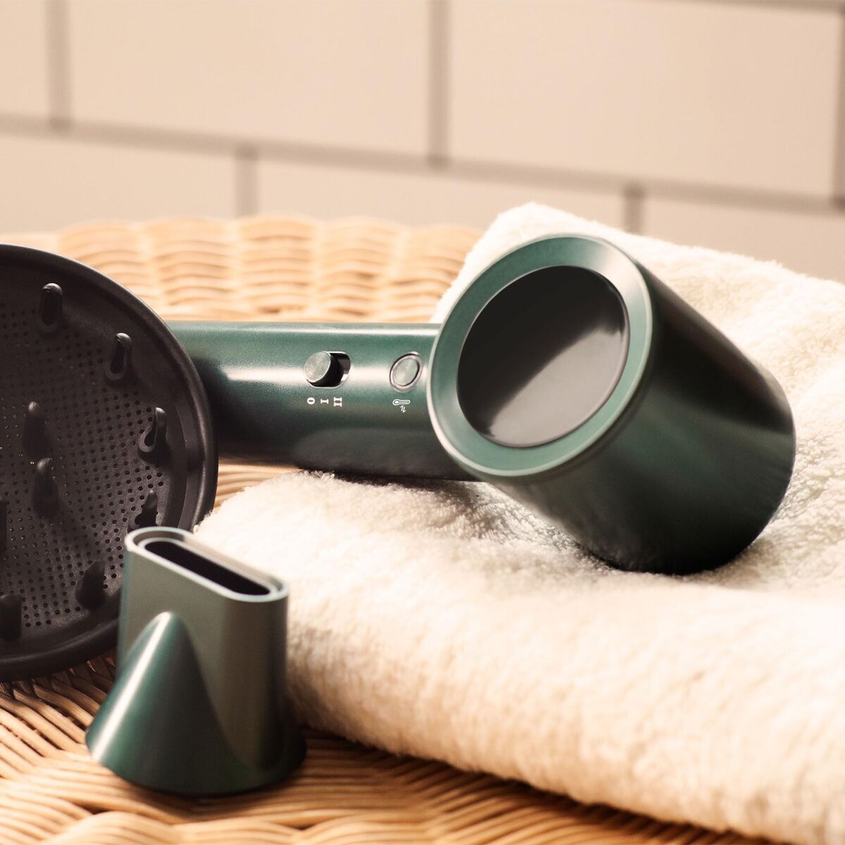 Hairdryer JATA JBSC1600 Green 1600 W