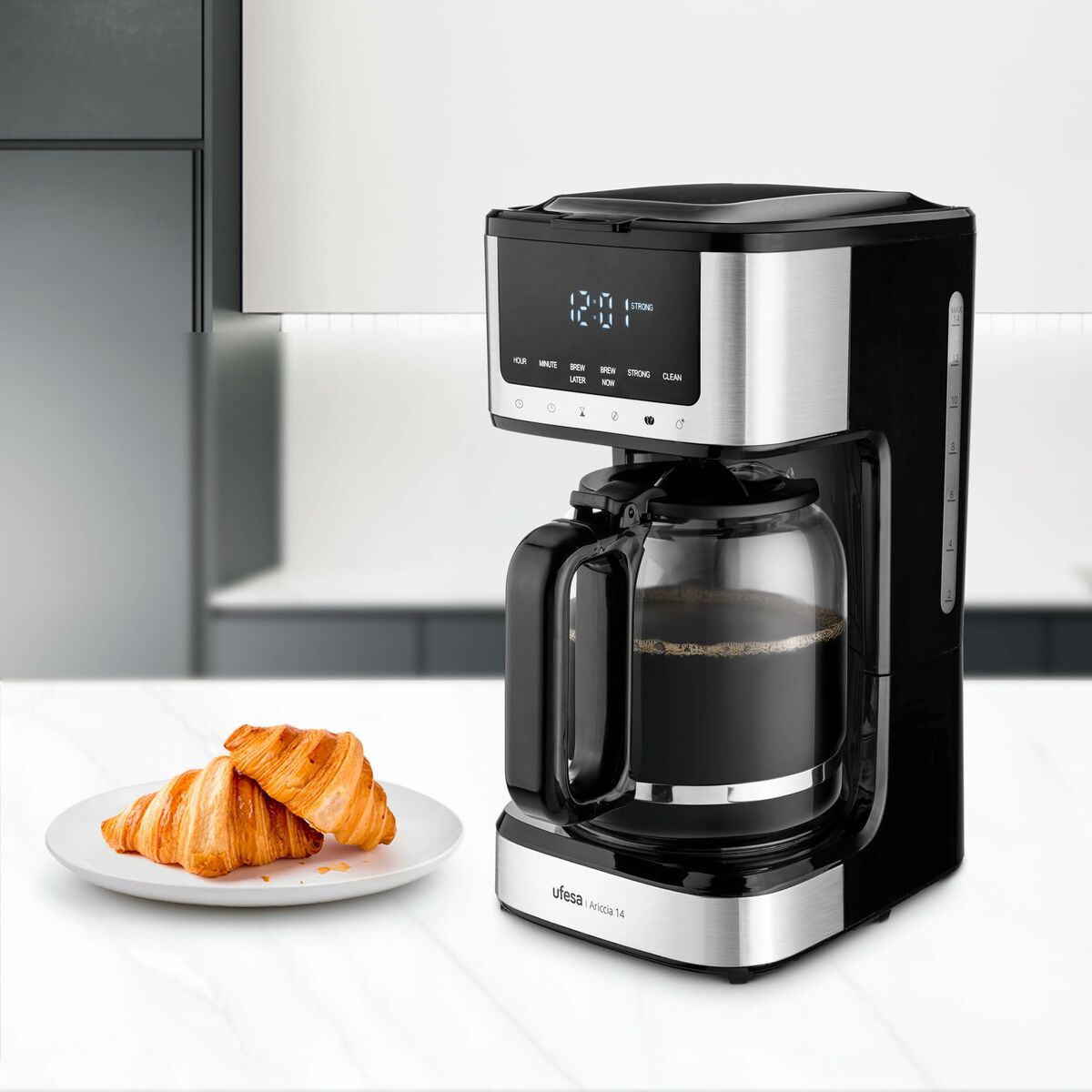 Drip Coffee Machine UFESA 71606101 Black