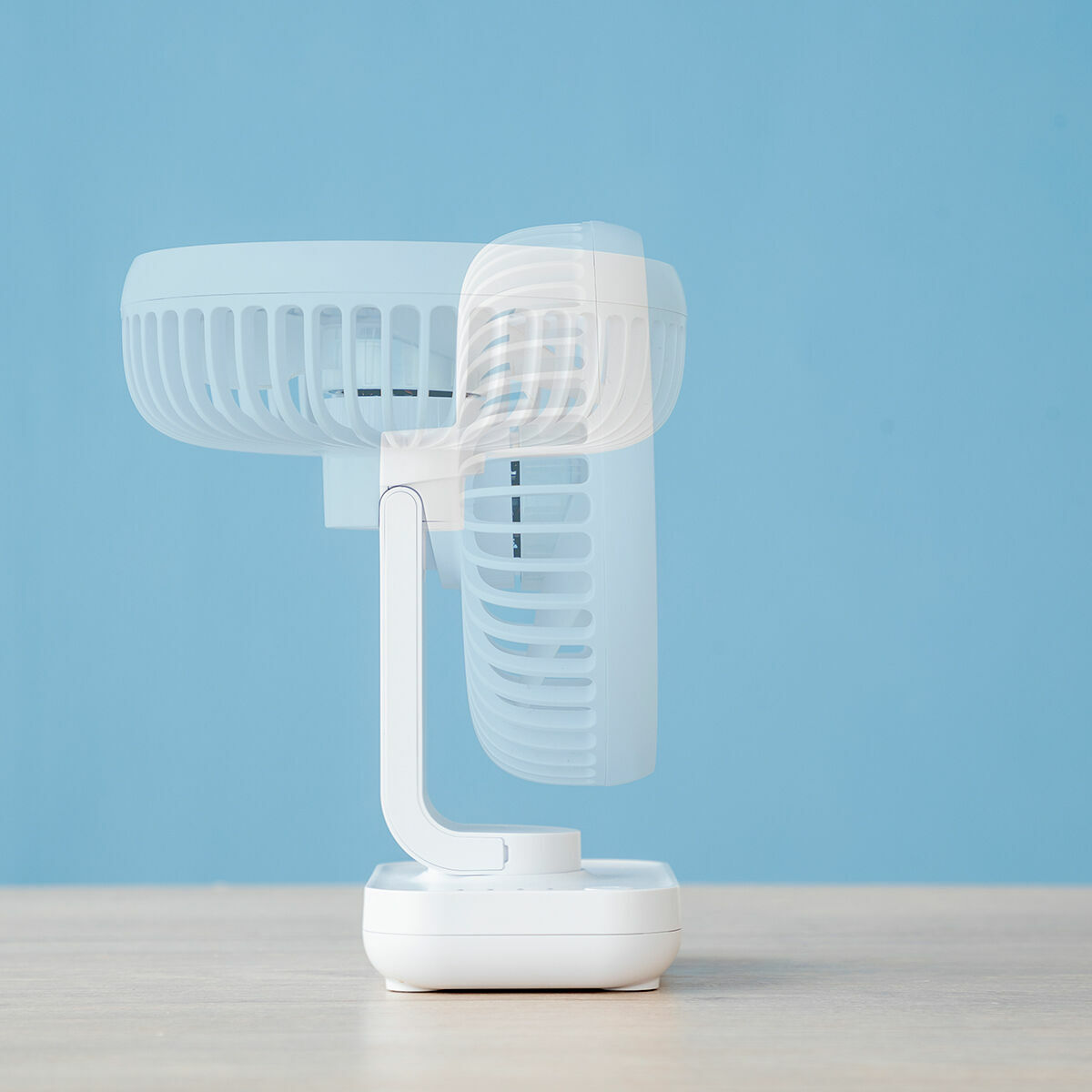 Rechargeable Desk Fan Fanrec InnovaGoods 5,4” 3600 mAh / 13,3 W