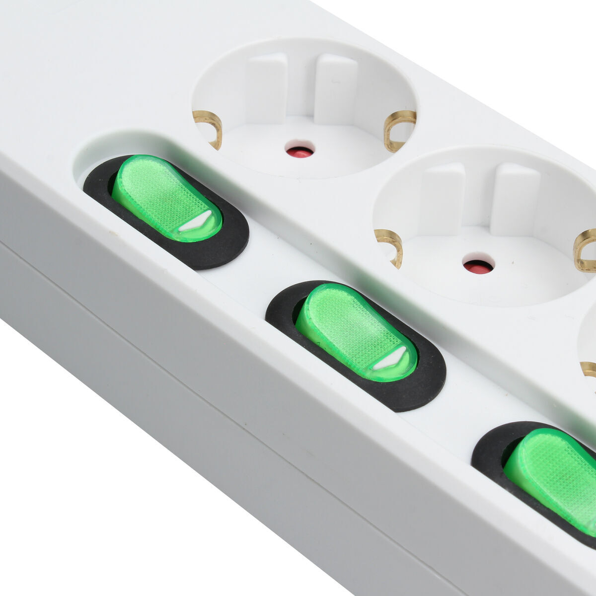 3-socket plugboard without power switch TM Electron TMUAD553 White 3680 W (1,5 m)