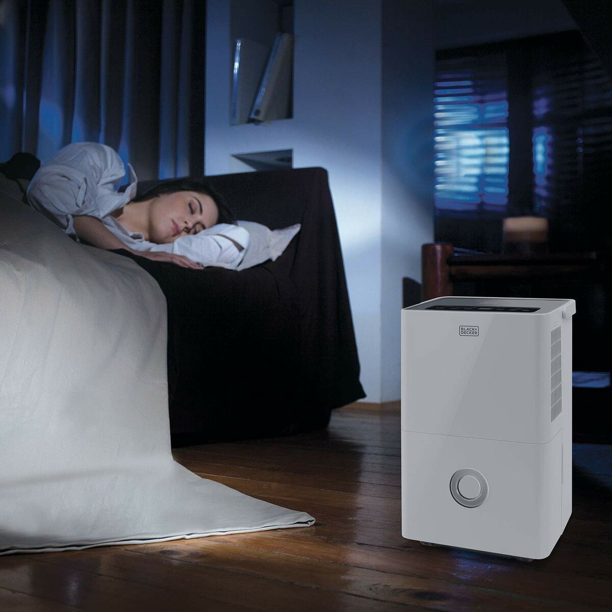 Air purifier Black & Decker BXDH20E White