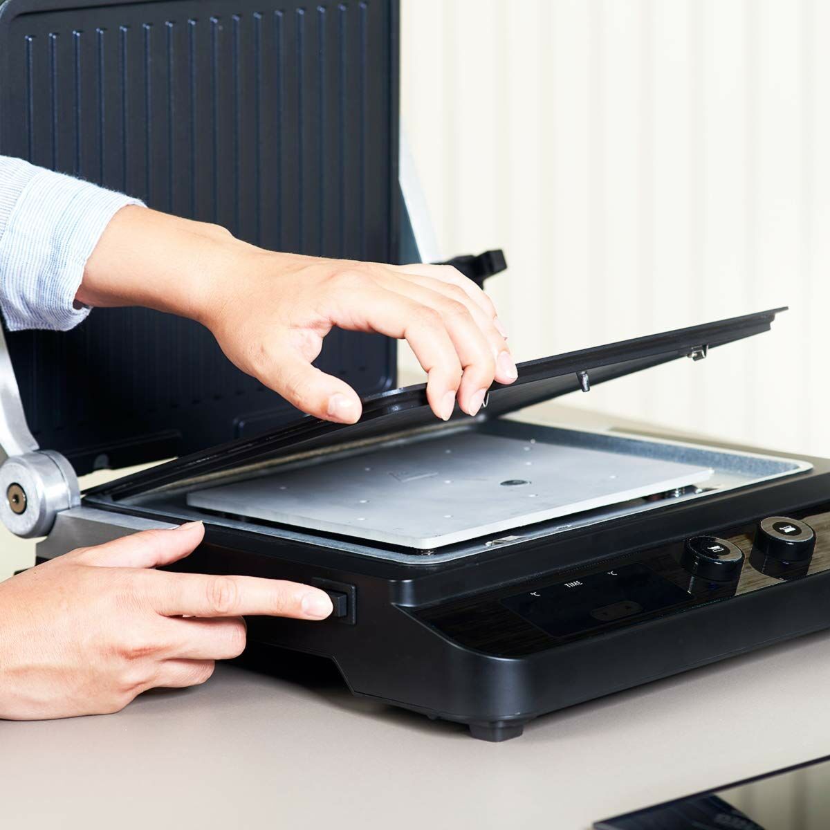 Electric Barbecue Black & Decker BXGR2000E Black 2000 W