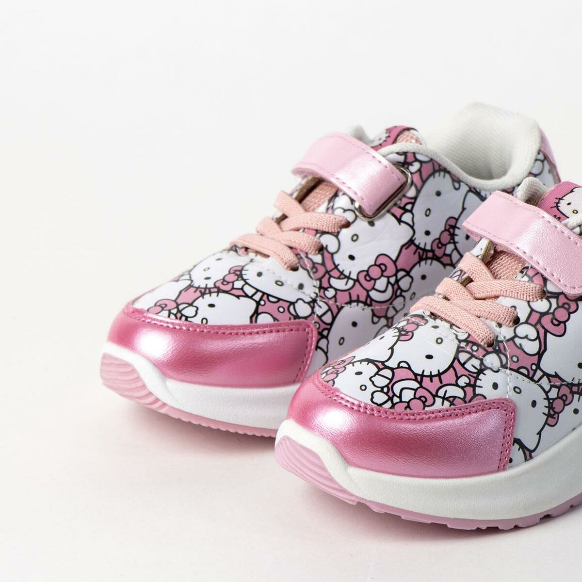 LED Trainers Hello Kitty Pink