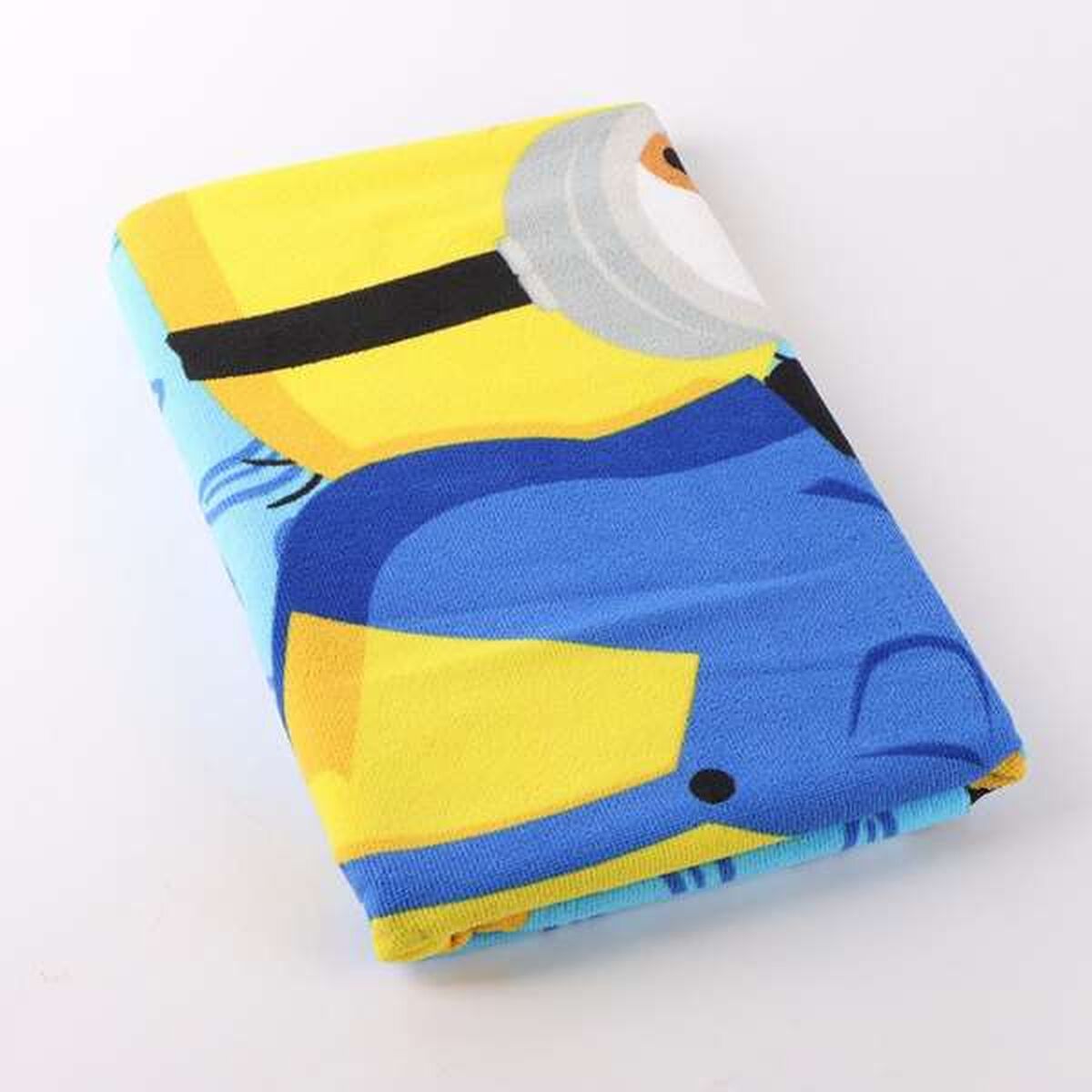 Beach Towel Minions 70 x 140 cm