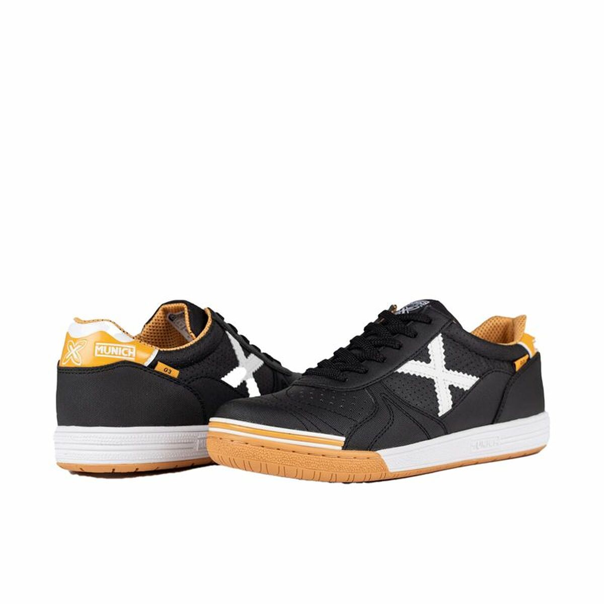 Adult’s Indoor Football Shoes Munich G-3 Profit Casual 411 Black