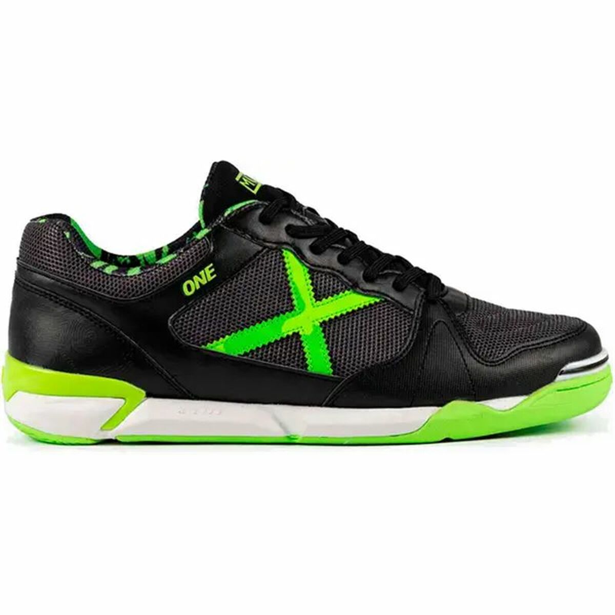 Adult’s Indoor Football Shoes Munich One 72 Black