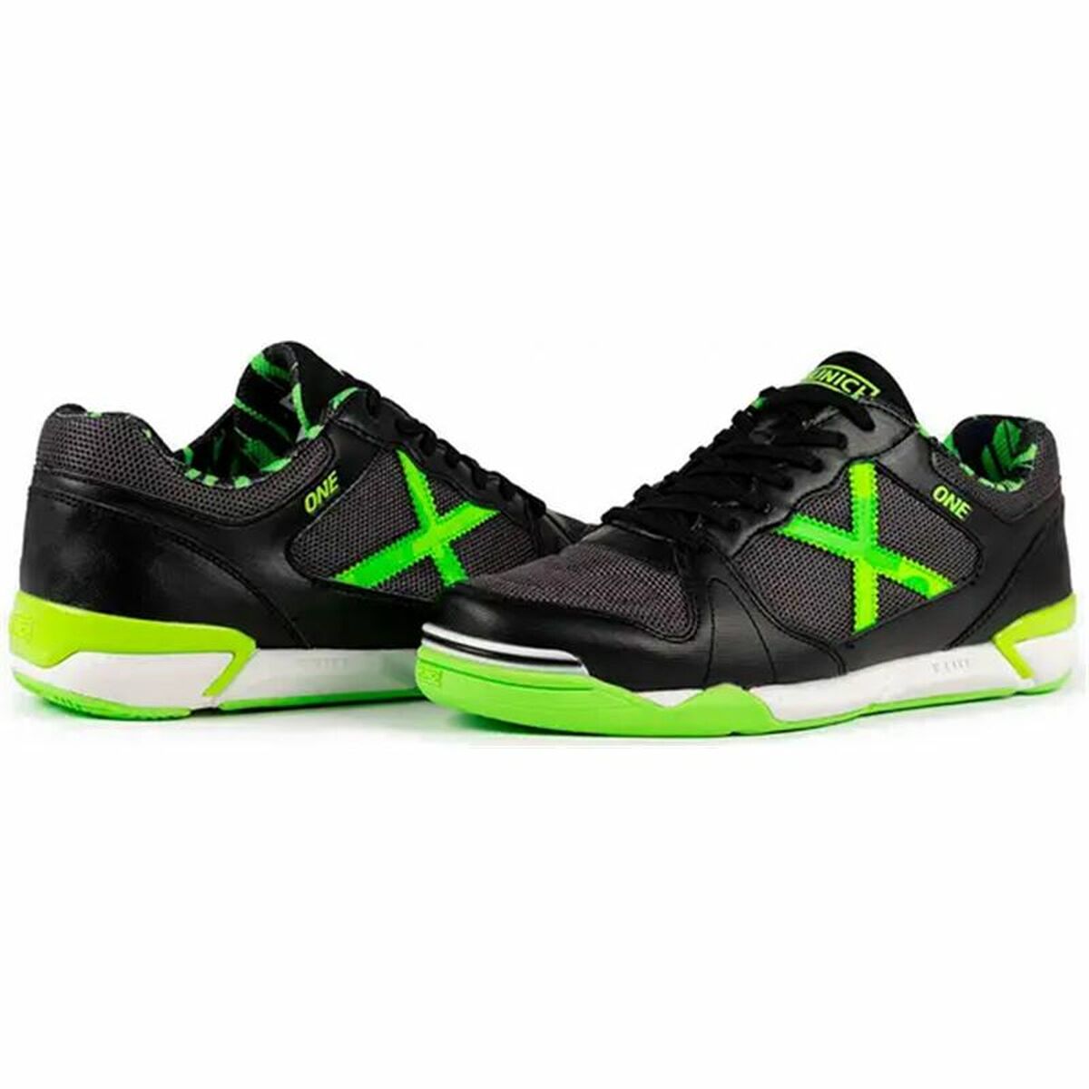 Adult’s Indoor Football Shoes Munich One 72 Black