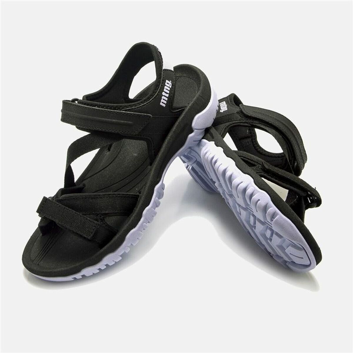 Women’s sandals Mustang 2025 V Attitude Black