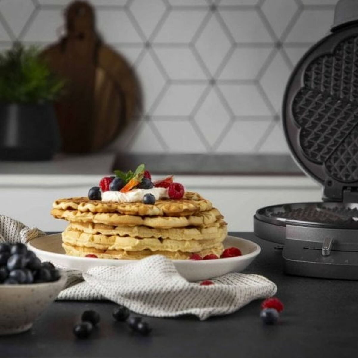Waffle Maker Princess Princess 132380 1200 W Black Silver Steel