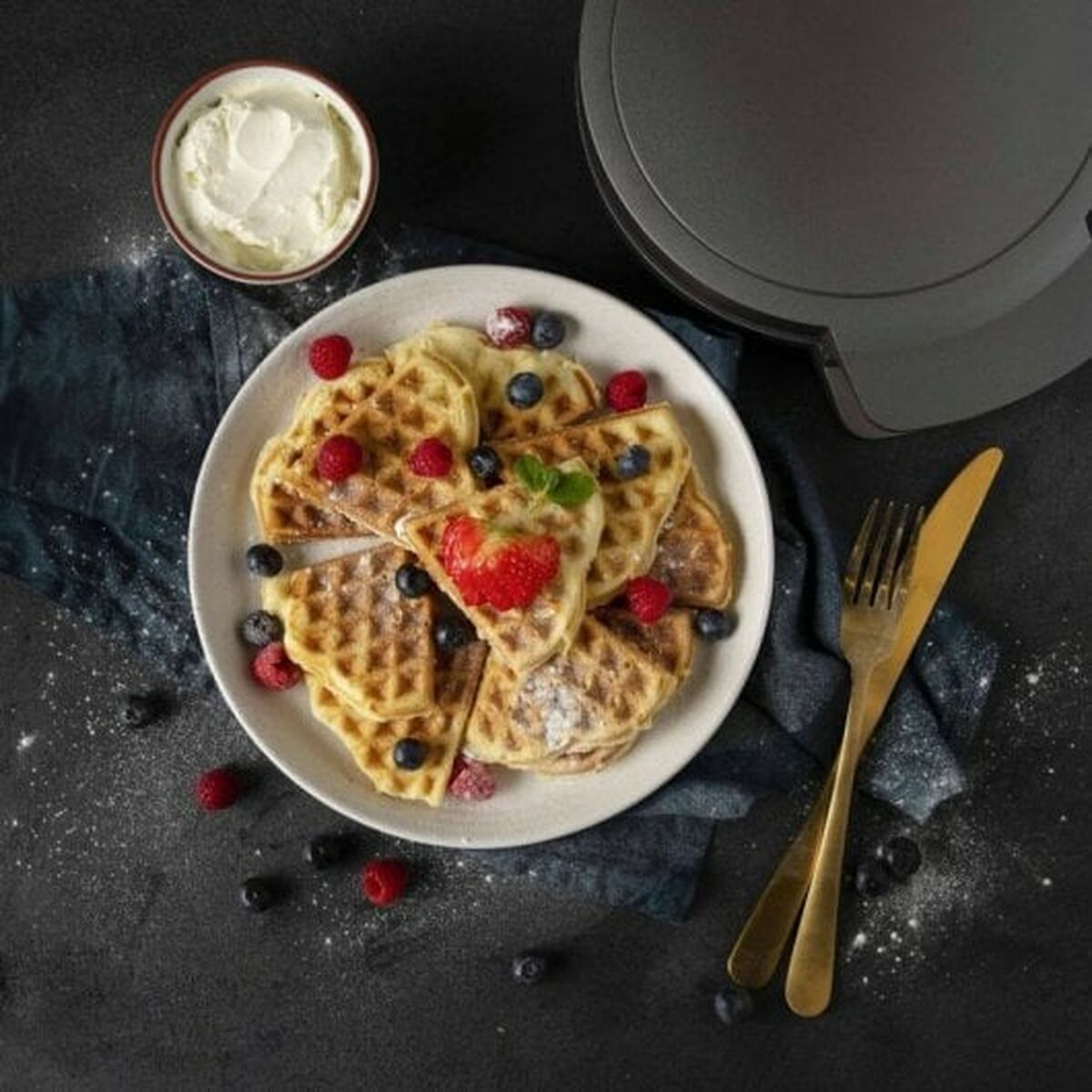 Waffle Maker Princess Princess 132380 1200 W Black Silver Steel