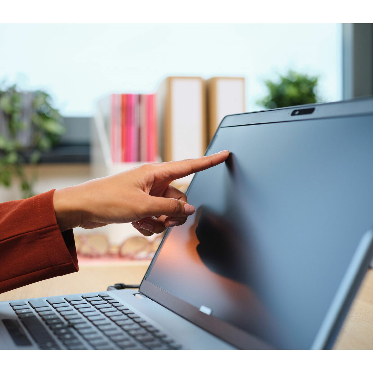 Privacy Filter for Monitor Trust 25195 15,6″
