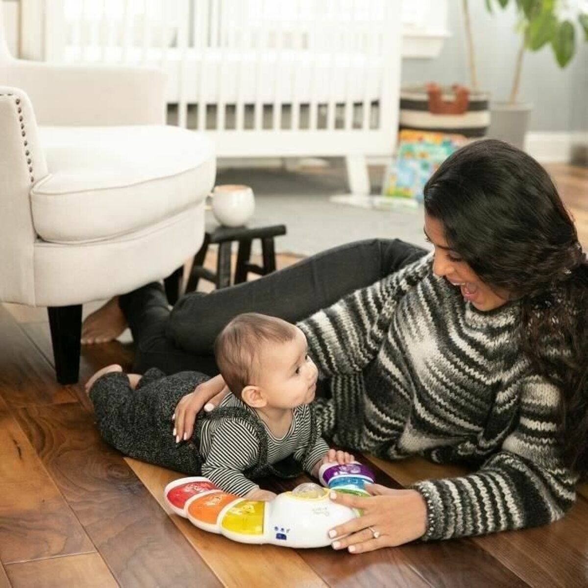 Activity Arch for Babies Baby Einstein Glow & Discover Light Bar Multicolour