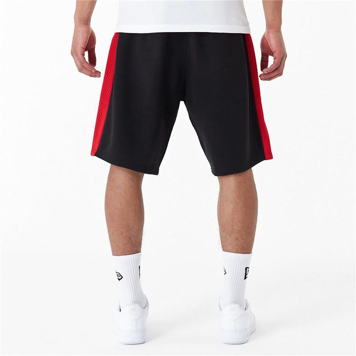 Men’s Sports Shorts New Era NBA MESH PANEL OS SHORTS CHIBUL 60435477 Black