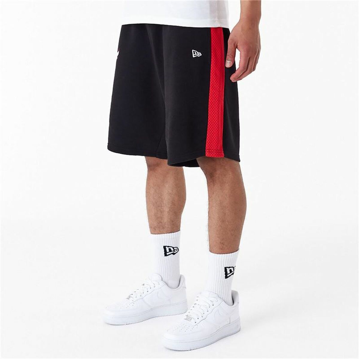 Men’s Sports Shorts New Era NBA MESH PANEL OS SHORTS CHIBUL 60435477 Black