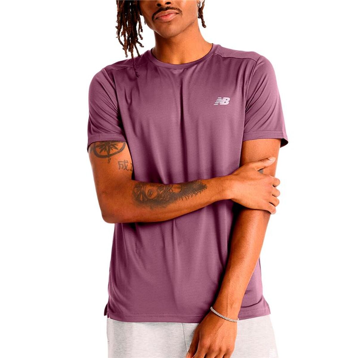 Men’s Short Sleeve T-Shirt New Balance Sport Essentials Purple Men’s Short Sleeve T-Shirt New Balance Sport Essentials Purple