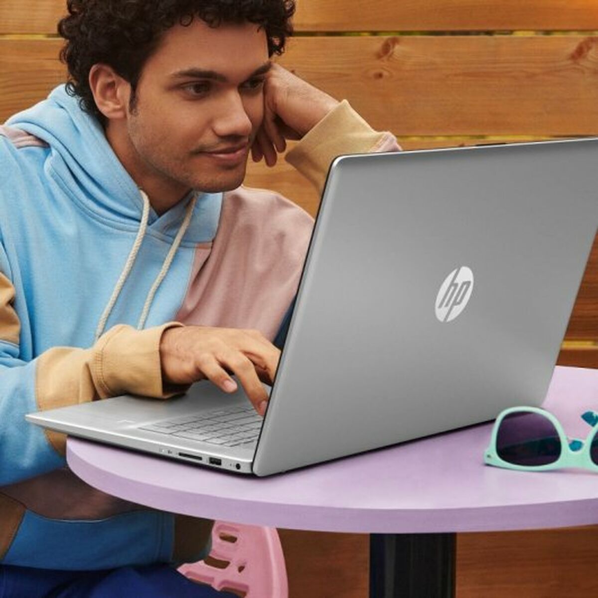 Laptop HP 9A2F7EA 17″ Intel Core i3 8 GB RAM 512 GB SSD
