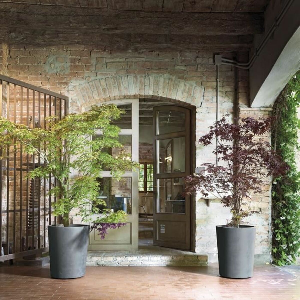 Plant pot Deroma Grey Plastic Circular Cylinder