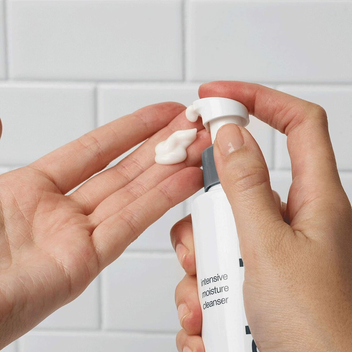 Dressing Gown Dermalogica Micellar Water Facial Cleanser