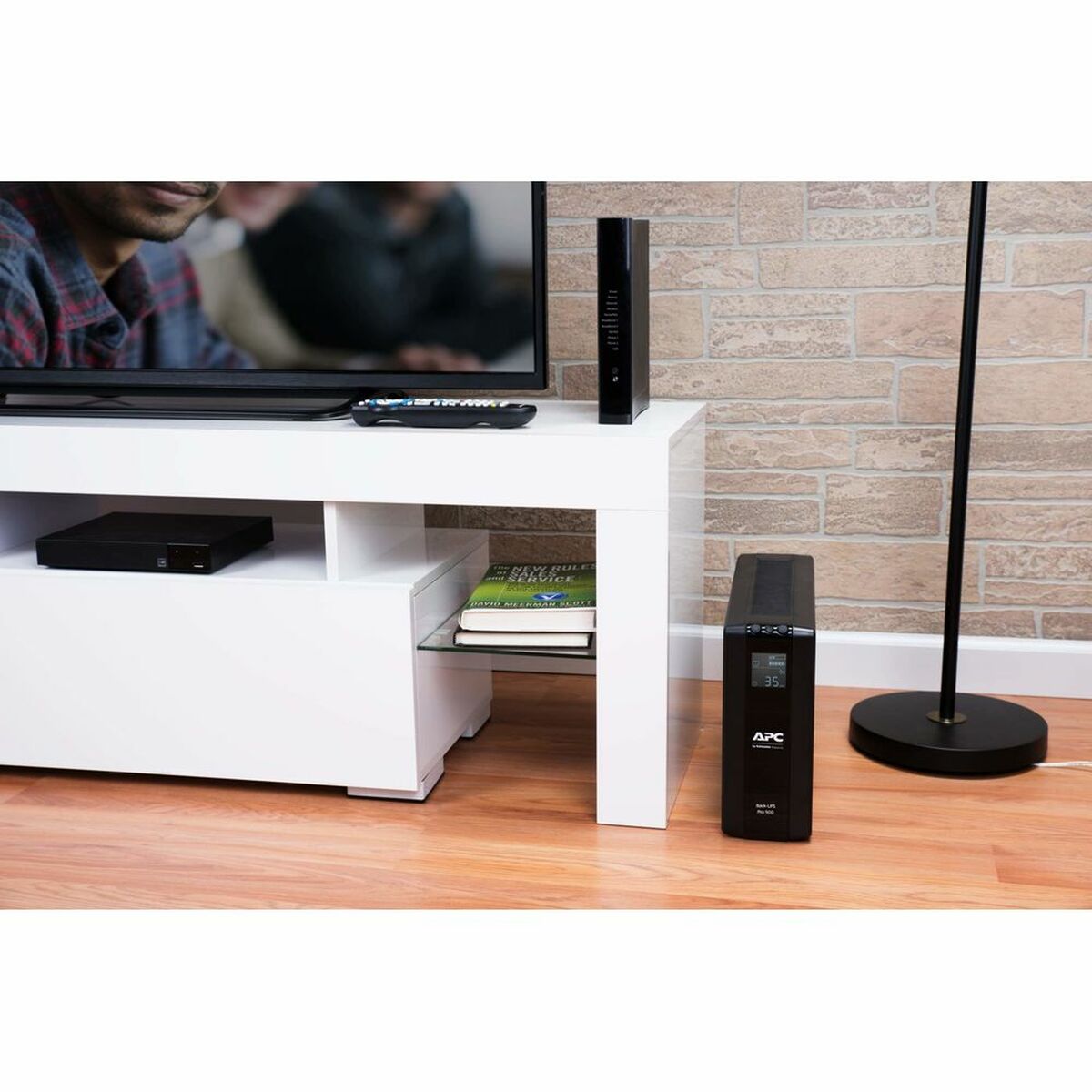 Uninterruptible Power Supply System Interactive UPS APC BR900MI Uninterruptible Power Supply System Interactive UPS APC BR900MI