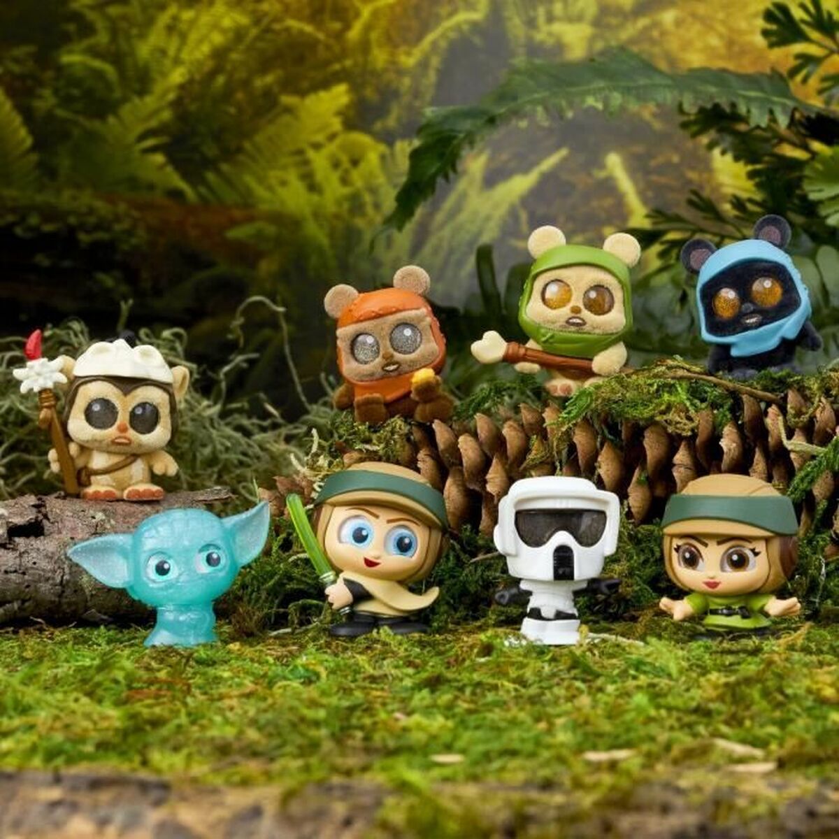 Set of Dolls Ewok Collector’s Box