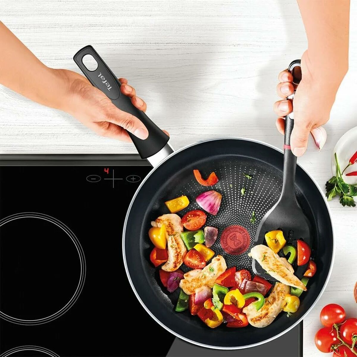Pan Tefal FORCE BLACK 24C Black Aluminium  24 cm