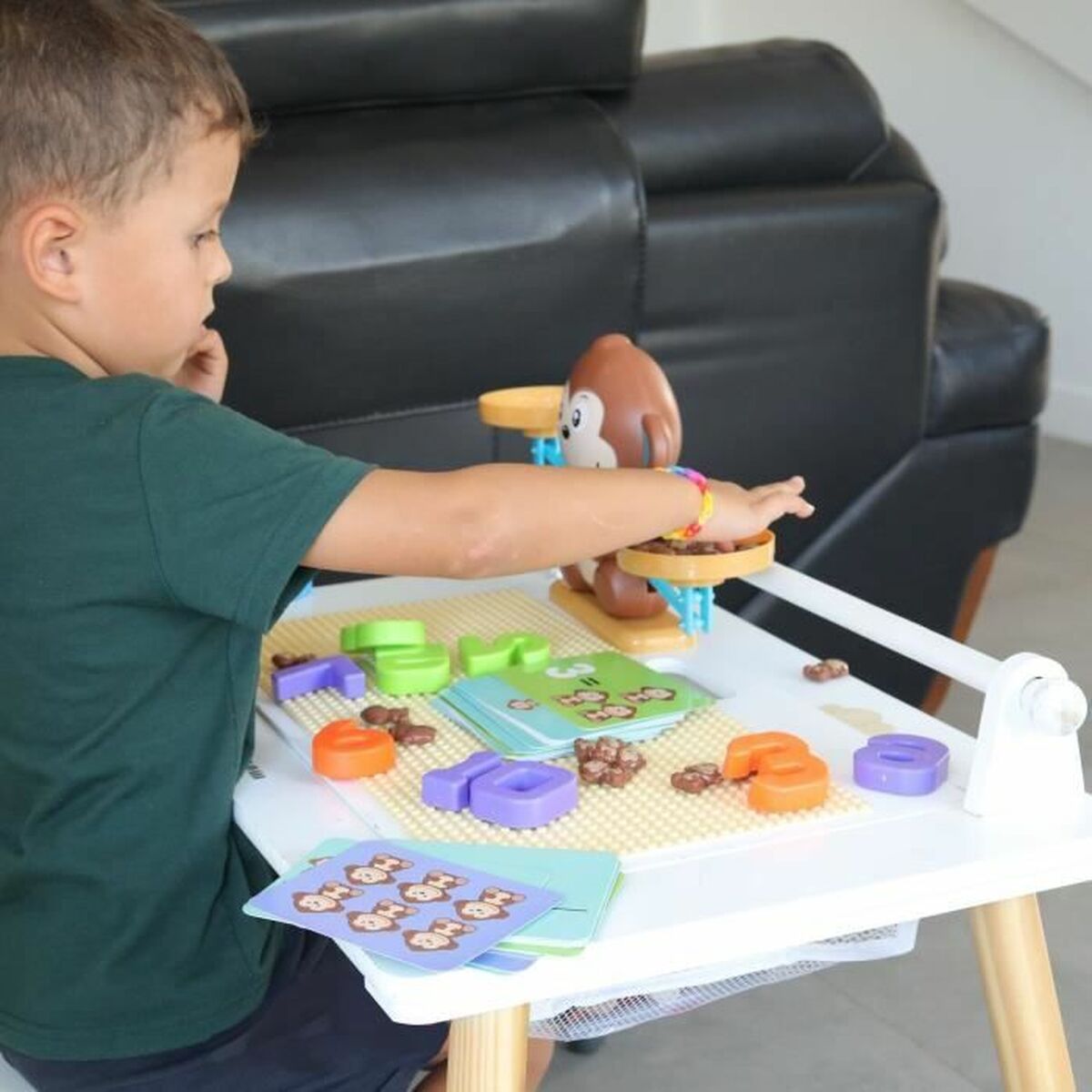 Educational Game Tikkie le single