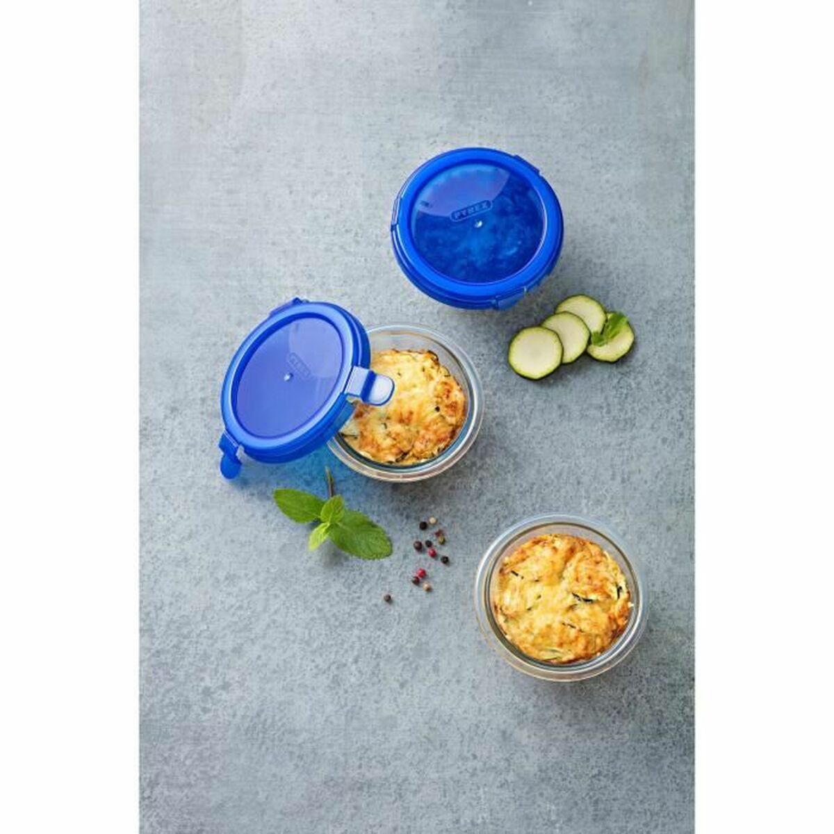 Lunch box Pyrex