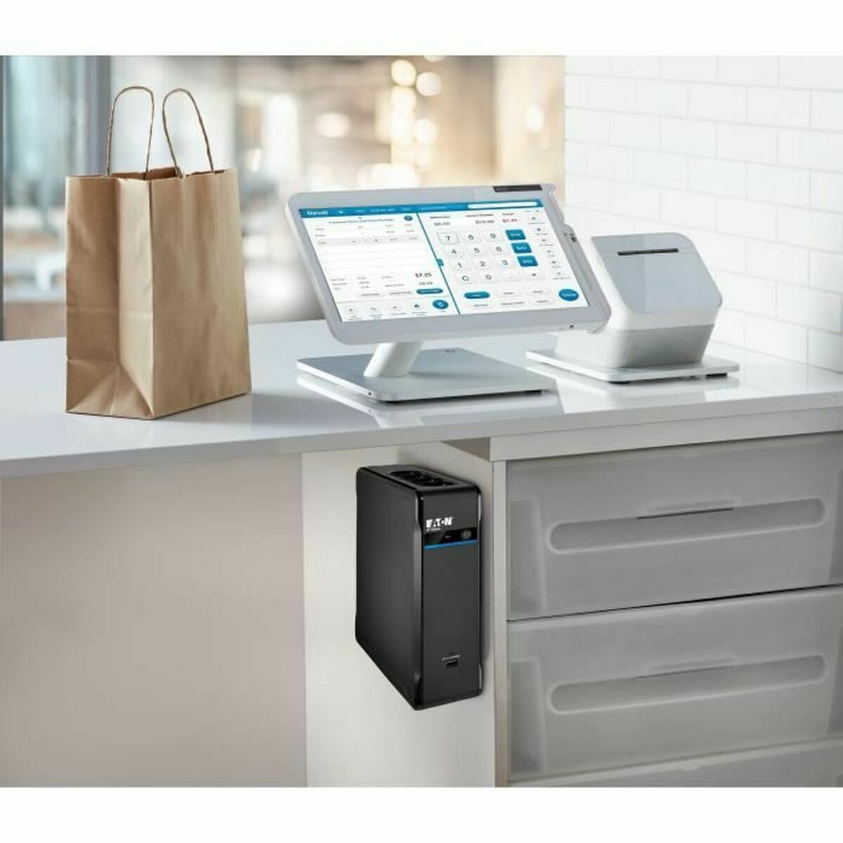 Uninterruptible Power Supply System Interactive UPS Eaton 3P1700UI