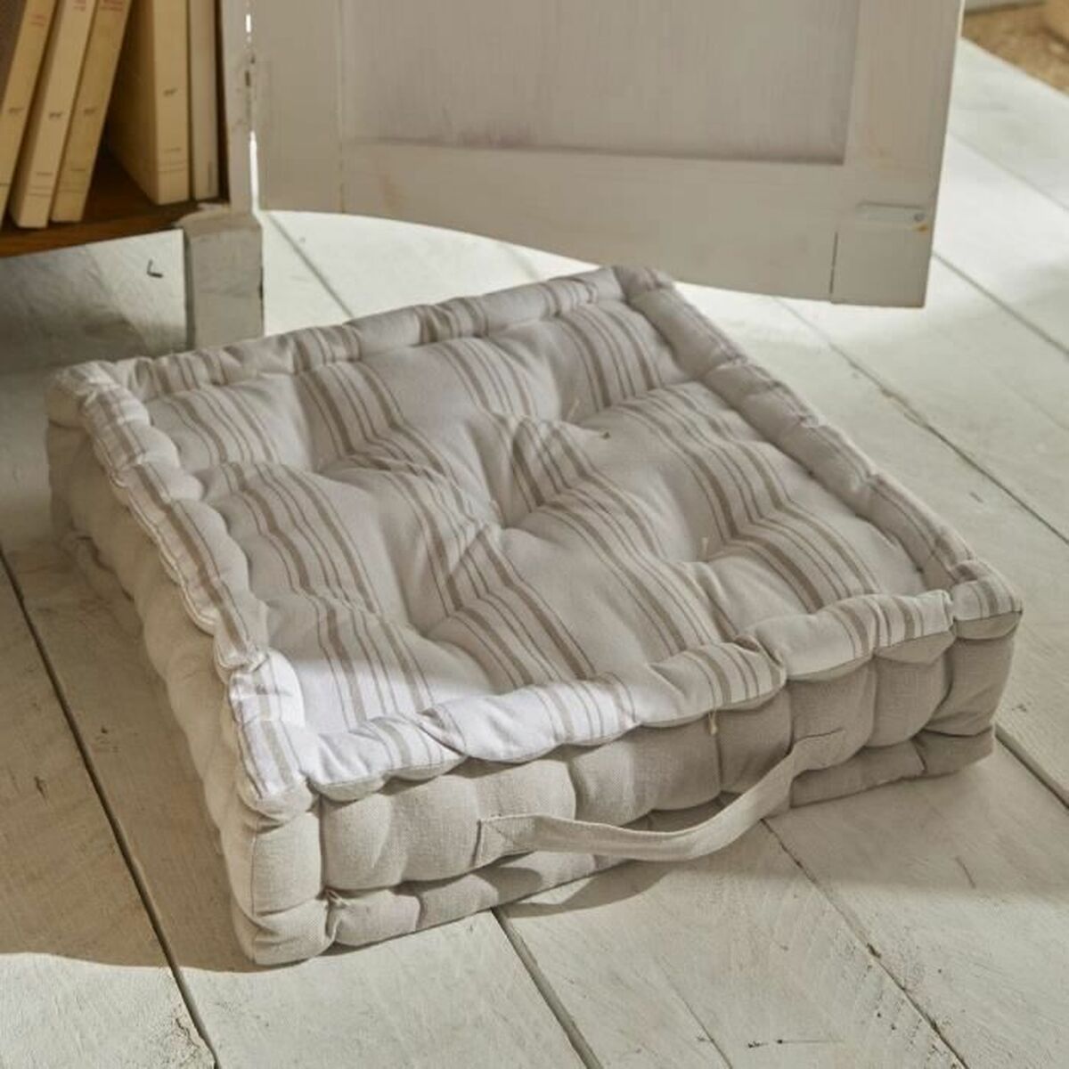 Floor cushion TODAY 40 x 40 x 10 cm