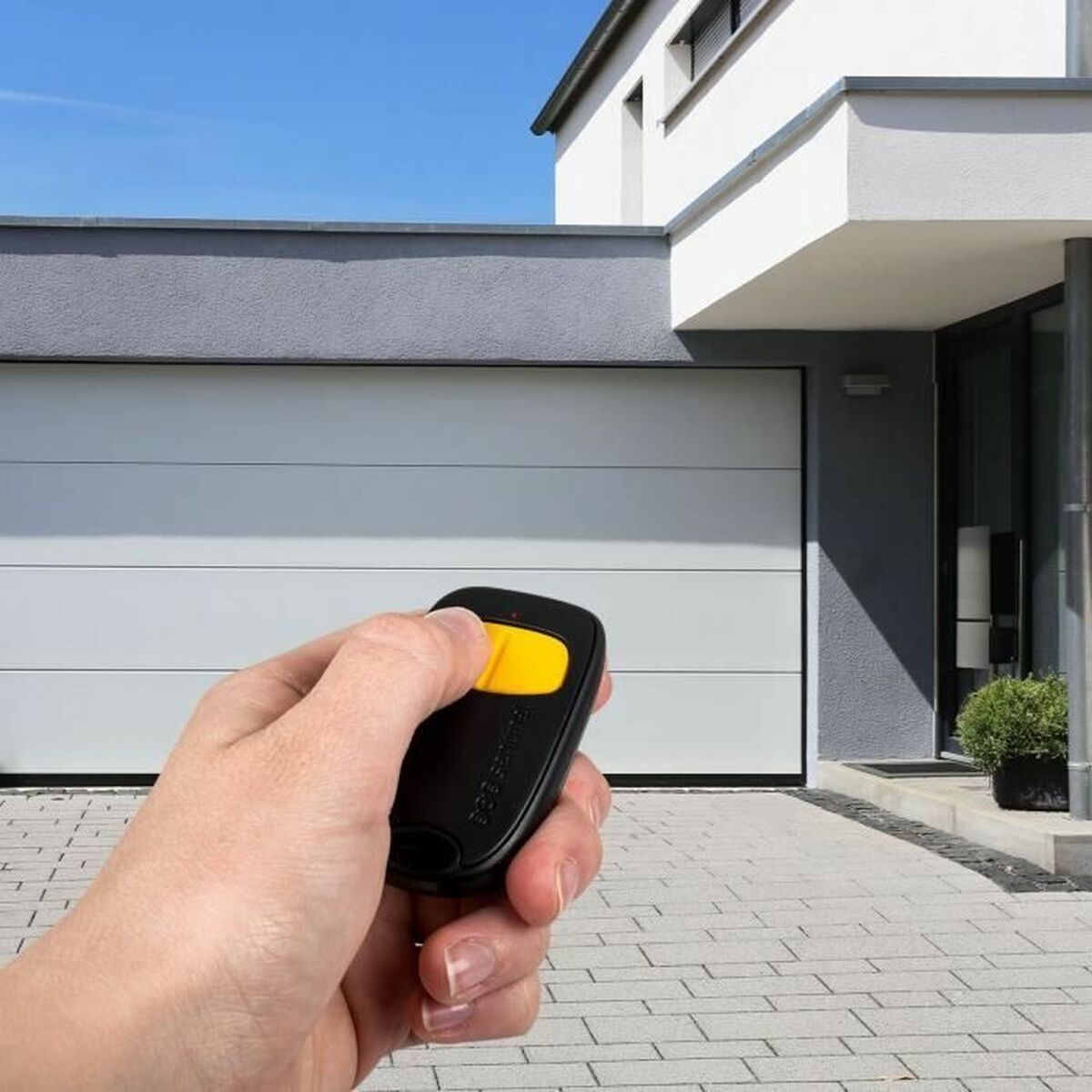 Remote control SCS SENTINEL SimplyControl 40 m Yellow