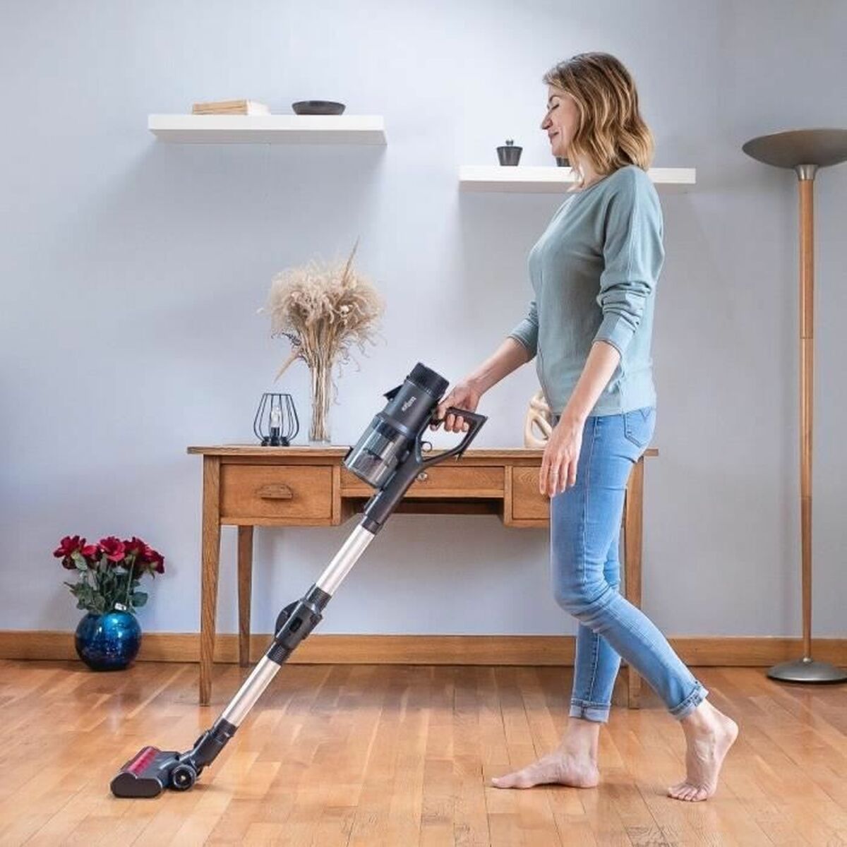 Stick Vacuum Cleaner EZIclean 450 W
