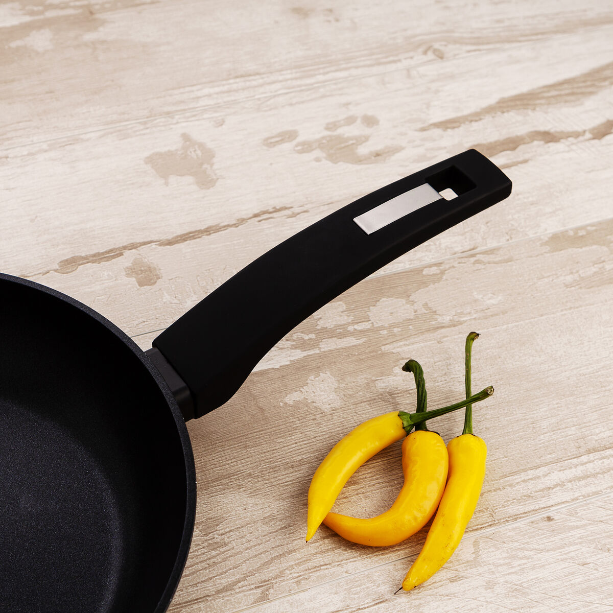 Pan Quid Estelar Black Metal  30 cm (6 Units)