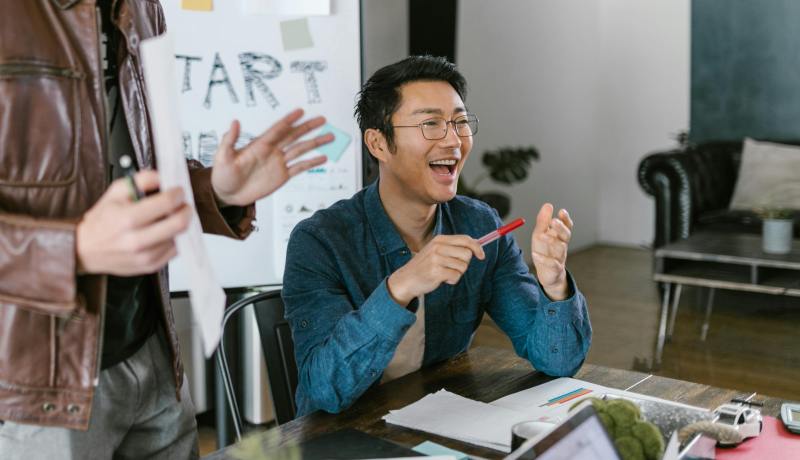 Explorando Carreras y Habilidades Clave en Redes Sociales y Marketing Digital