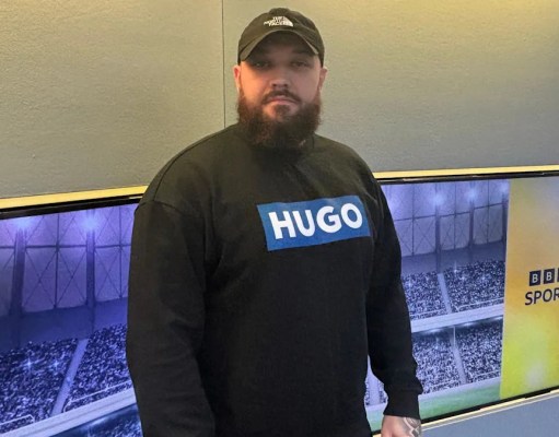 Ex portero quiere ser campeón de lucha de bofetadas Ex portero quiere ser campeón de lucha de bofetadas