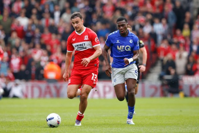 Informe: Nottingham Forest se prepara para luchar contra el Everton por el delantero de 25 años Informe: Nottingham Forest se prepara para luchar contra el Everton por el delantero de 25 años