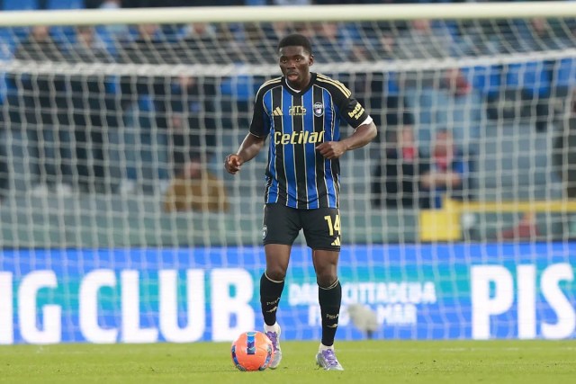 El Inter de Milán sigue de cerca al cedido de Pisa mientras el nigeriano brilla con los pececillos de la Serie A El Inter de Milán sigue de cerca al cedido de Pisa mientras el nigeriano brilla con los pececillos de la Serie A