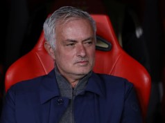 Nadie en el Real Madrid ha hablado conmigo: Mourinho niega contacto Nadie en el Real Madrid ha hablado conmigo: Mourinho niega contacto