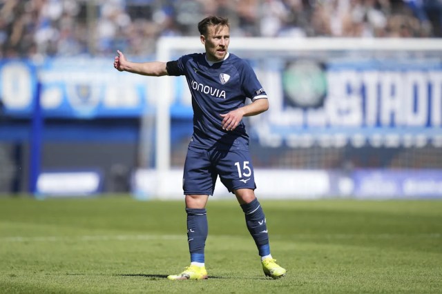 Felix Passlack (27), del Bochum, autorizado para el cambio al Hibernian Felix Passlack (27), del Bochum, autorizado para el cambio al Hibernian