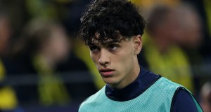 El joven defensa del Barcelona no está interesado en dejar el club en medio de vínculos con el Inter de Milán: informe El joven defensa del Barcelona no está interesado en dejar el club en medio de vínculos con el Inter de Milán: informe