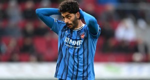 El goleador de la Bundesliga, Eren Dinkçi, agradece de todo corazón a los aficionados de Friburgo y Heidenheim su ayuda en el funcionamiento del DKMS El goleador de la Bundesliga, Eren Dinkçi, agradece de todo corazón a los aficionados de Friburgo y Heidenheim su ayuda en el funcionamiento del DKMS