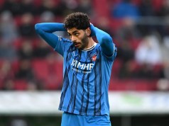 El goleador de la Bundesliga, Eren Dinkçi, agradece de todo corazón a los aficionados de Friburgo y Heidenheim su ayuda en el funcionamiento del DKMS El goleador de la Bundesliga, Eren Dinkçi, agradece de todo corazón a los aficionados de Friburgo y Heidenheim su ayuda en el funcionamiento del DKMS