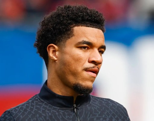 Informe: el Liverpool está dispuesto a pagar 60 millones de libras esterlinas para fichar al centrocampista de la Bundesliga Informe: el Liverpool está dispuesto a pagar 60 millones de libras esterlinas para fichar al centrocampista de la Bundesliga