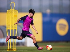 El joven atacante del Barcelona podría tener que pasar por el quirófano tras una nueva lesión El joven atacante del Barcelona podría tener que pasar por el quirófano tras una nueva lesión