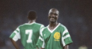 A 78 días del Mundial: cuando Roger Milla de Camerún demostró que la edad no es más que un número A 78 días del Mundial: cuando Roger Milla de Camerún demostró que la edad no es más que un número