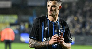 Informe: el Manchester United está en la carrera por fichar al centrocampista de 20 años Informe: el Manchester United está en la carrera por fichar al centrocampista de 20 años